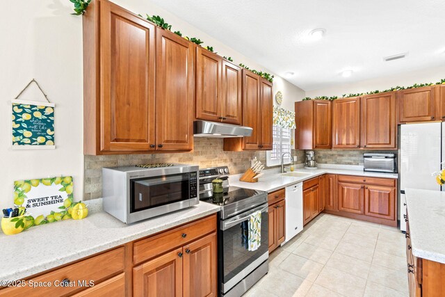 739 Danville Cir, Melbourne, FL 32904 - photo 13