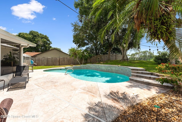 740 Hunan St NE, Palm Bay, FL 32907 - view of swimming pool with a patio and a fenced backyard