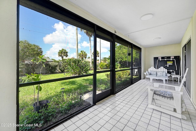 525 Summerset Ct, Indian Harbour Beach, FL 32937 - view of sunroom / solarium