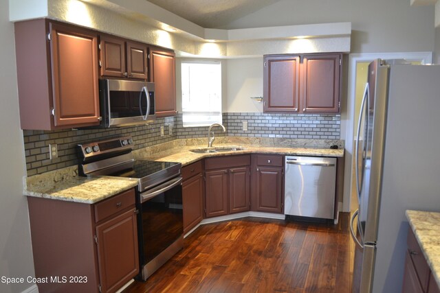 670 Lakewood Ln, Titusville, FL 32780 - photo 8