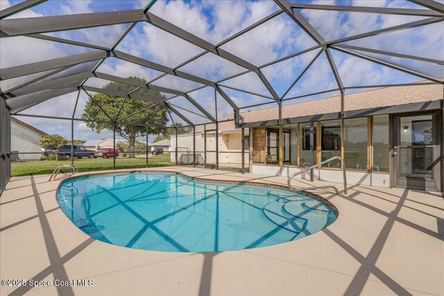 1181 Fairway Ct NE, Palm Bay, FL 32905 - outdoor pool with a patio and a lanai