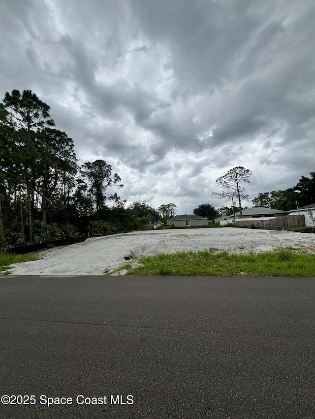 431 Ixora Ave NW, Palm Bay, FL 32907