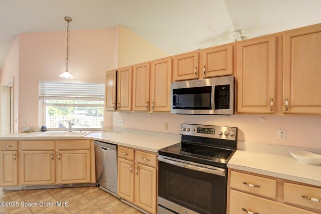 356 Toledo St, Sebastian, FL 32958 - photo 14