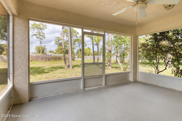2829 SE Cabana Ln, Port St Lucie, FL 34952 - unfurnished sunroom with ceiling fan and plenty of natural light