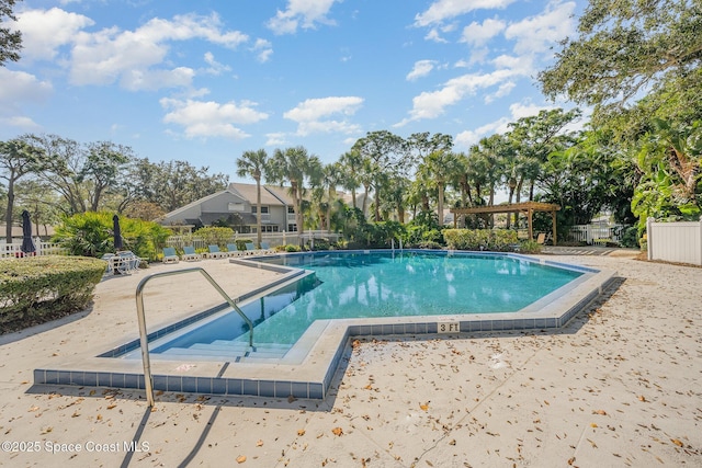 714 Players Ct, Melbourne, FL 32940 - community pool with a patio