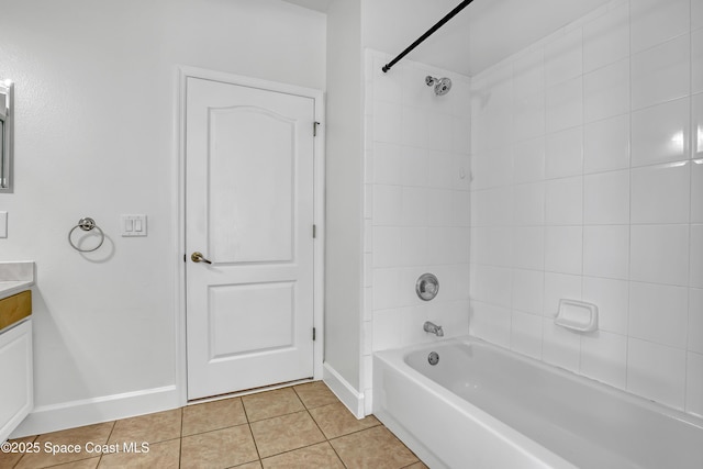 310 Chennault Ln, Rockledge, FL 32955 - bathroom with vanity, tile patterned floors, and shower / tub combination