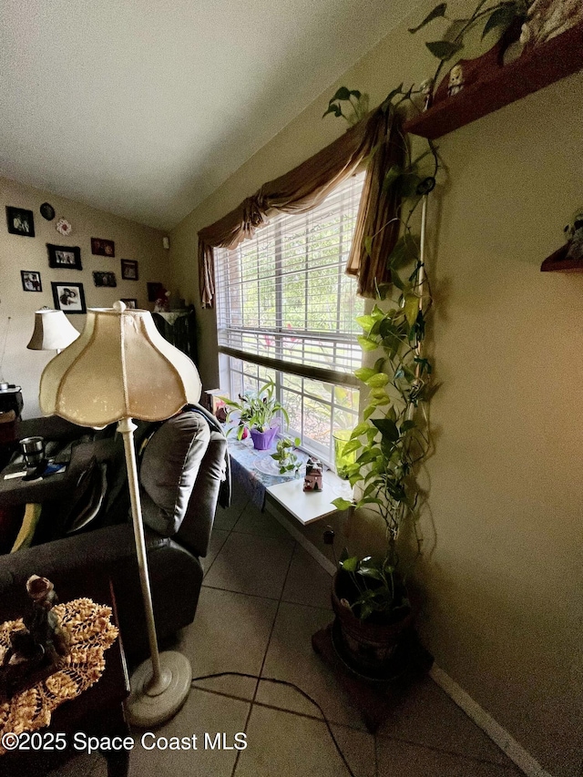 237 Jacaranda Ave NW, Palm Bay, FL 32907 - sunroom with vaulted ceiling