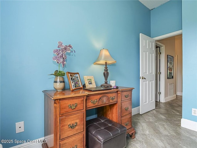 5151 4th Pl, Vero Beach, FL 32968 - office with baseboards