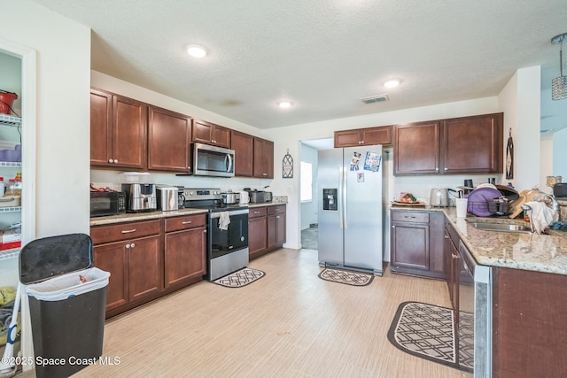 546 Cooper Ct, Palm Bay, FL 32908 - photo 2