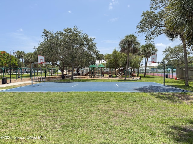 1700 Atlantic St Unit 1, Melbourne Beach, FL 32951 - view of sport court featuring community basketball court