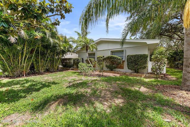 320 Cocoa Ave, Indialantic, FL 32903 - view of green lawn