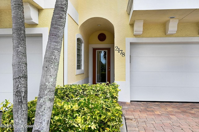 2178 Tanager Ct, Melbourne, FL 32903 - entrance to property featuring stucco siding