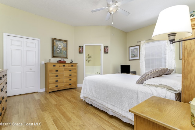 386 Valencia Rd, Melbourne, FL 32904 - bedroom featuring light wood finished floors, a ceiling fan, and a closet