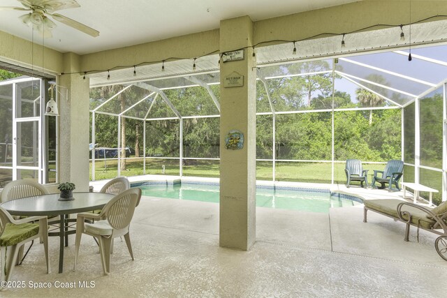 386 Valencia Rd, Melbourne, FL 32904 - outdoor pool with a lanai and a patio area