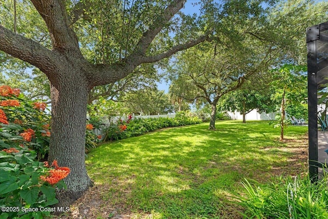 1211 Olde Bailey Ln, Melbourne, FL 32904 - view of green lawn