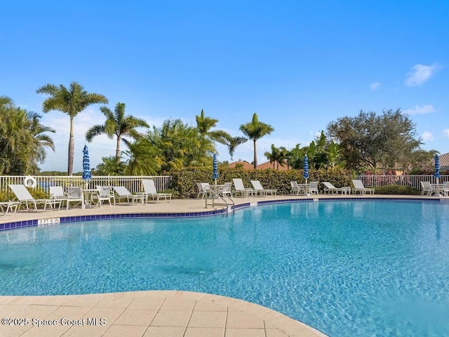 5422 Barbados Sq, Vero Beach, FL 32967 - community pool with a patio area