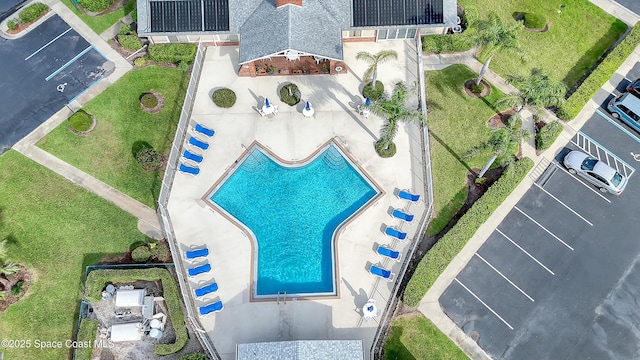 1020 S Fork Cir, Melbourne, FL 32901 - bird's eye view of a pool