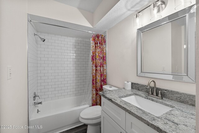 3435 Felda St, Cocoa, FL 32926 - bathroom with vanity, toilet, and shower / bathtub combination with curtain