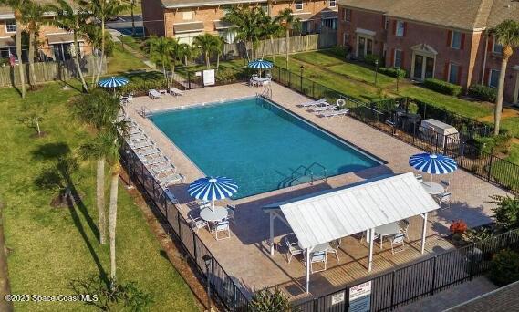 112 E Colonial Ct Unit 43, Indian Harbour Beach, FL 32937 - photo 4