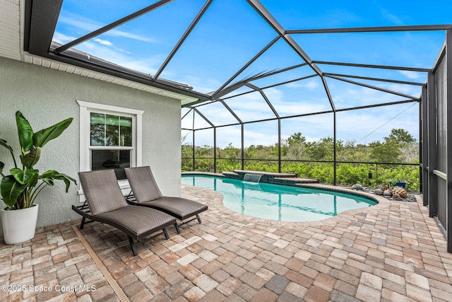 1649 Tullagee Ave, Melbourne, FL 32940 - outdoor pool featuring a patio, a hot tub, and a lanai