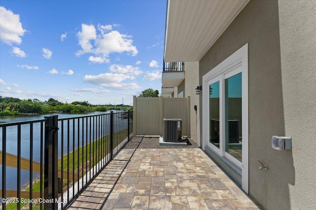 833 Paddleboard Ct, Melbourne, FL 32935 - patio / terrace with a water view