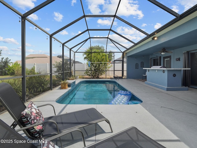 3662 Brantley Cir, Rockledge, FL 32955 - swimming pool with a patio area, ceiling fan, and a lanai