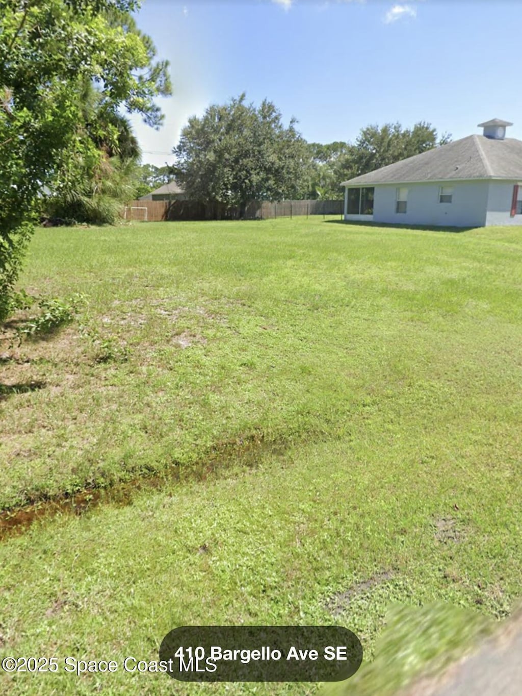 411 Bargello Ave SE, Palm Bay, FL 32909