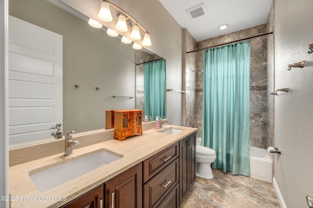 4554 Preservation Cir, Melbourne, FL 32934 - full bath with double vanity and shower / bathtub combination with curtain