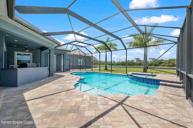 4554 Preservation Cir, Melbourne, FL 32934 - view of swimming pool featuring a patio, ceiling fan, a pool with connected hot tub, a lanai, and area for grilling