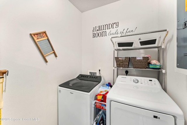 3498 Cutty Sark Way, Indialantic, FL 32903 - laundry room with washer and clothes dryer