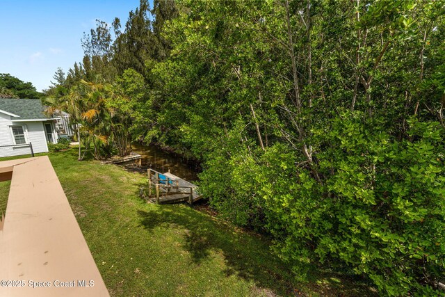 332 Nikomas Way, Melbourne Beach, FL 32951 - view of green lawn