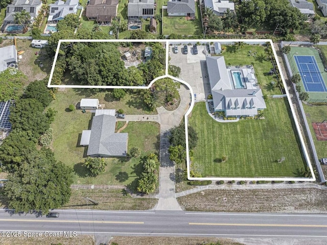 406 9th Ct, Vero Beach, FL 32962 - aerial view of residential area with property parcel outlined