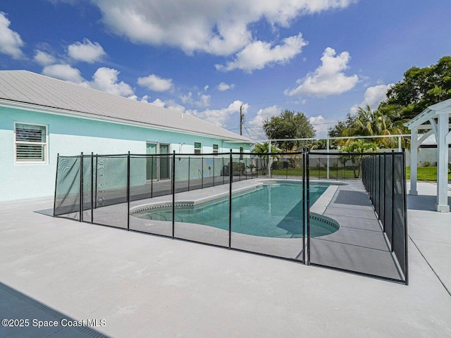 406 9th Ct, Vero Beach, FL 32962 - view of pool featuring a patio