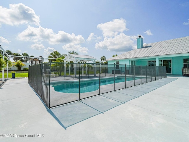 406 9th Ct, Vero Beach, FL 32962 - view of pool featuring a patio