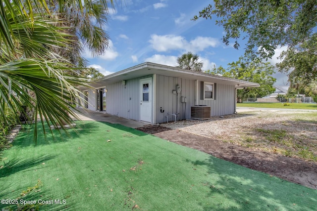 203 Parkwood Ln, Edgewater, FL 32132 - photo 19