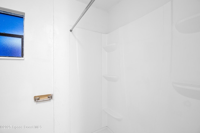 1421 Degroodt Rd SW, Palm Bay, FL 32908 - bathroom with a shower