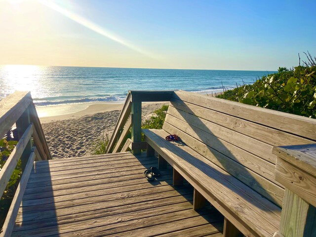 365 Beverly Ct, Melbourne Beach, FL 32951 - photo 26