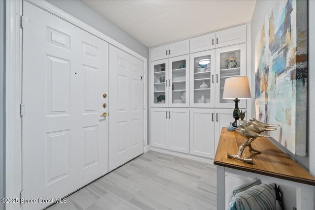 8954 Puerto Del Rio Dr Unit 1503, Cape Canaveral, FL 32920 - view of foyer