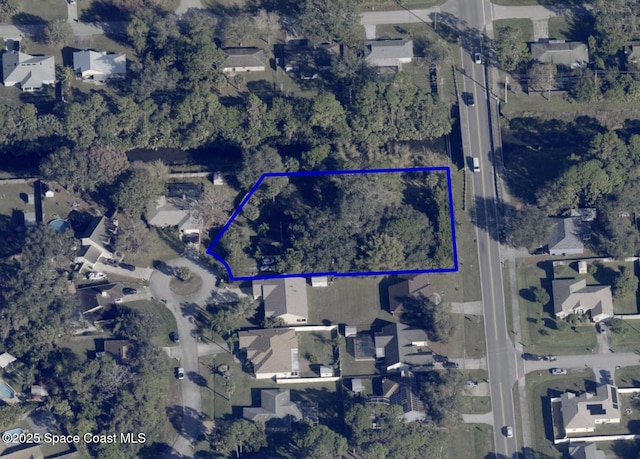 698 Awin Ct SE, Palm Bay, FL 32909 - map / location with property boundaries highlighted