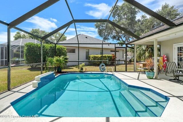 585 Lake Victoria Cir, Melbourne, FL 32940 - photo 4