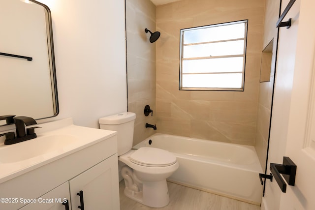 1810 Dixon Blvd, Cocoa, FL 32922 - full bath with vanity and tub / shower combination