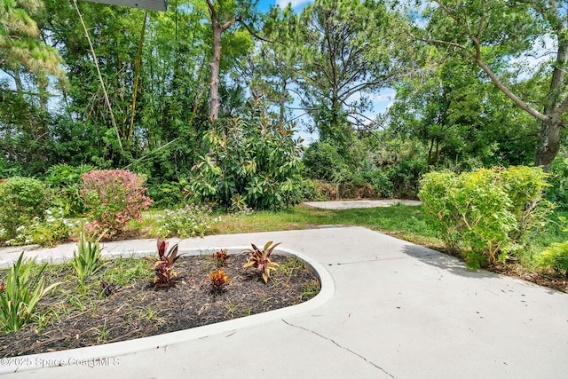 5685 Jamaica Rd, Cocoa, FL 32927 - view of yard featuring a patio area