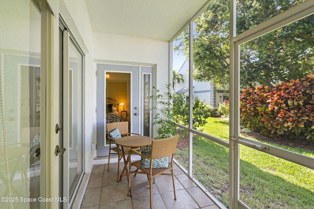 605 Ocean Park Ln Unit V235, Cape Canaveral, FL 32920 - view of sunroom / solarium