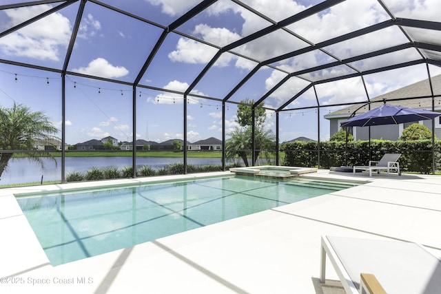 3975 Archdale St, Melbourne, FL 32940 - view of swimming pool with a patio area, a pool with connected hot tub, a water view, a lanai, and a residential view