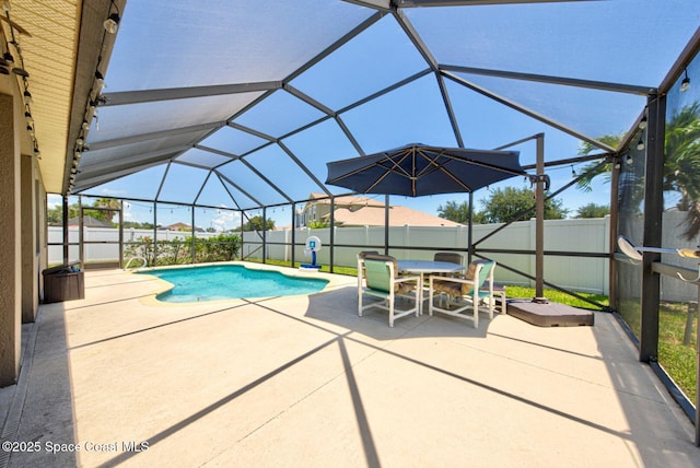 4082 Brantley Cir, Rockledge, FL 32955 - view of swimming pool featuring a patio area, a fenced backyard, and glass enclosure