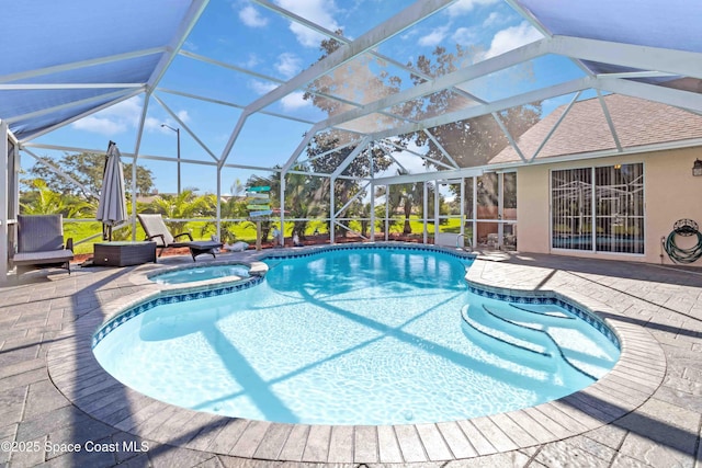 1276 Cypress Trace Dr, Melbourne, FL 32940 - view of pool featuring a patio area, a pool with connected hot tub, and glass enclosure