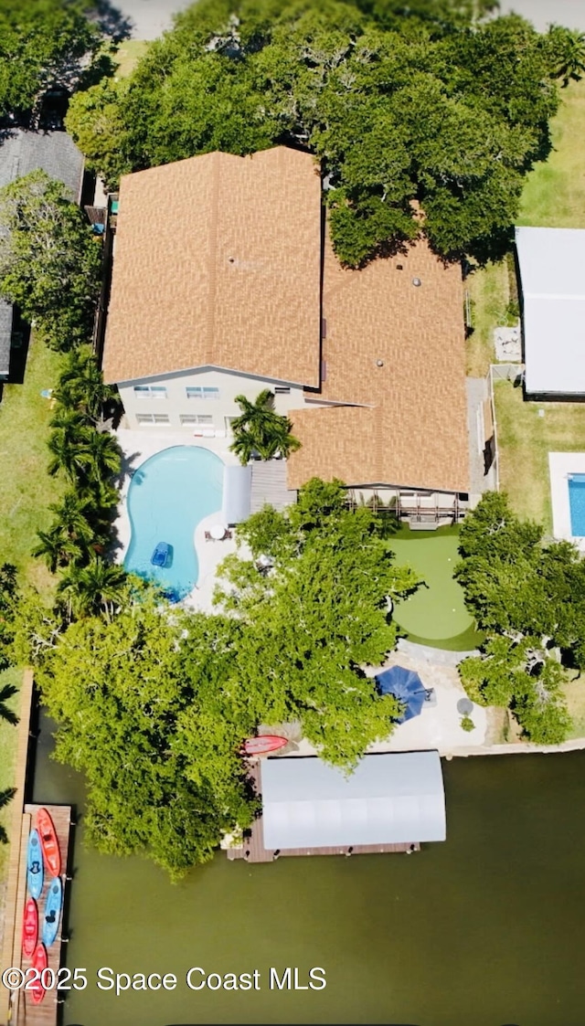52 Riverview Ln, Cocoa Beach, FL 32931 - aerial view of a pool area