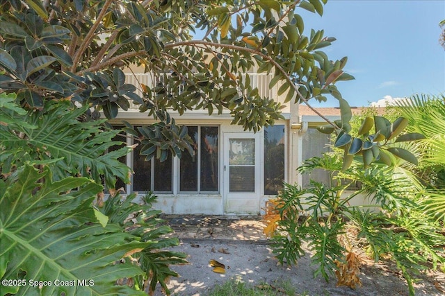 101 La Costa St Unit 2B, Melbourne Beach, FL 32951 - view of property exterior with stucco siding