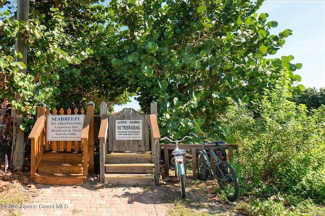 101 La Costa St Unit 2B, Melbourne Beach, FL 32951 - surrounding community