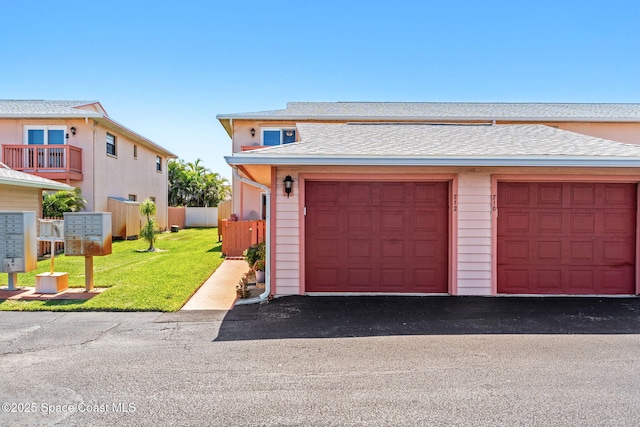 712 Sea Palm Ln, Satellite Beach, FL 32937 - garage with driveway